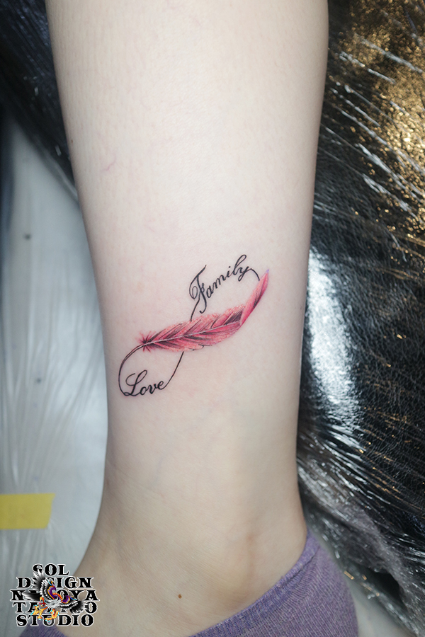 名古屋　タトゥー　女性